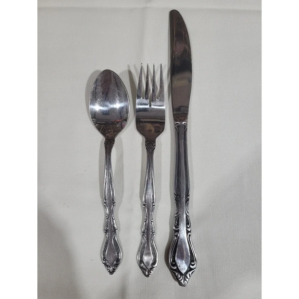 Rogers Co. Korea Auberge Satin Stainless (5) Piece Place Setting Knife Forks Spo
